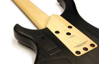 Human Base Base X OC E Bass Gitarre 5 Saiter aktiv schwarz Made in USA 