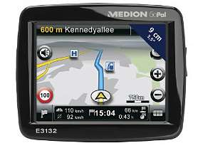 Medion GoPal E3132 Design Navigationssystem (8,9 cm (3,5 Zoll) Display 