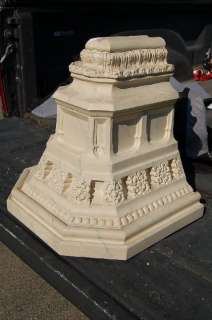 Large antique wall pedestal for your statue + Daprato  