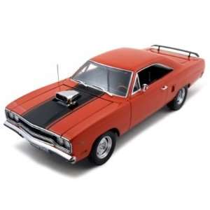  1970 Plymouth Road Runner Heads Up Orange GMP 1/18 Toys 