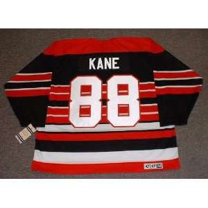   Chicago Blackhawks 1940s CCM Throwback Away NHL Hockey Jersey Sports