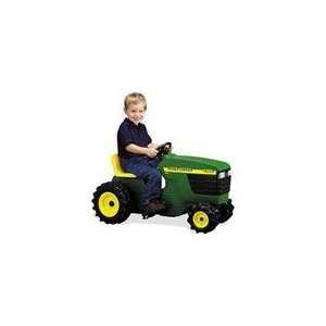  John Deere Plastic Pedal Riding Tractor Toys & Games