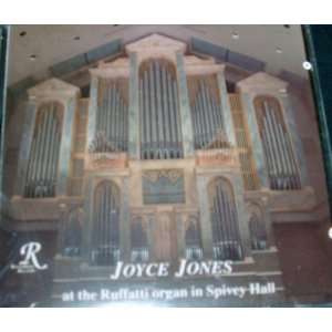  Joyce Jones at the Ruffatti organ in Spivey Hall Joyce 
