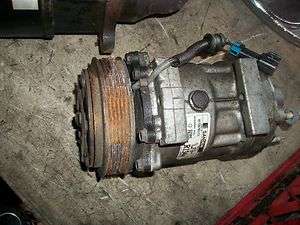 03 International DT466 AC Compressor  