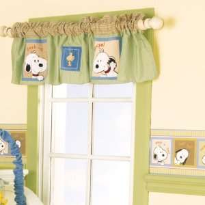  Peek a Boo Snoopy   Wallpaper Border 8 x 30 Baby