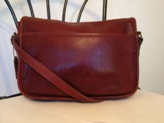 Vintage USA Made COACH CITY BAG Leather Purse in Rare BURGUNDY Color 